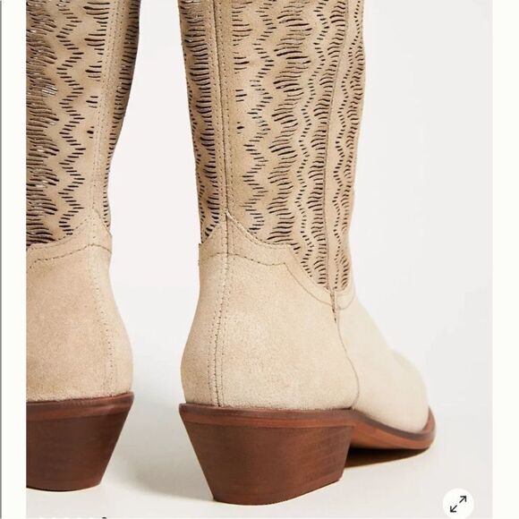 Anthropologie Cut-Out Ivory Suede Western Boots US 9 NWOB - Picture 5 of 14